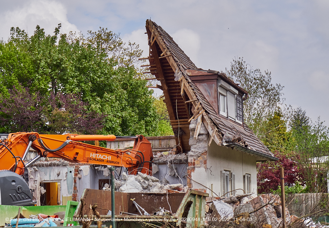 02.05.2022 - Baustelle Niederalmstraße 16